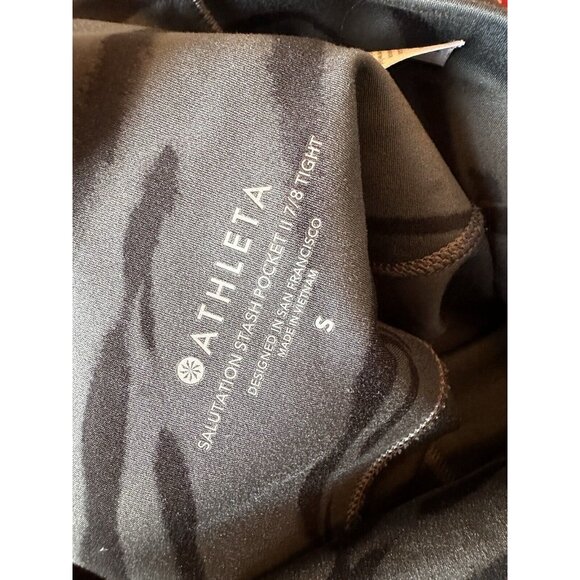 Athleta Womens Salutation Stash Pocket 7/8 Legging Gray Zebra Stripe Size Small - Picture 15 of 15